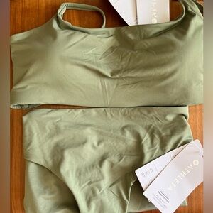 Athleta 2 piece bikini NWT size Large D/DD top, Large bottom
